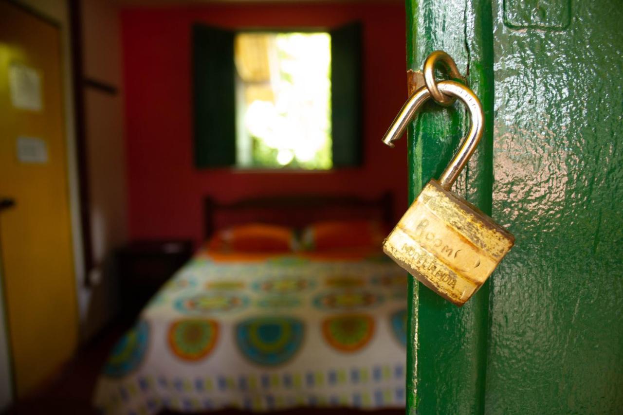 The Plantation House Travellers Hostel Salento Bagian luar foto